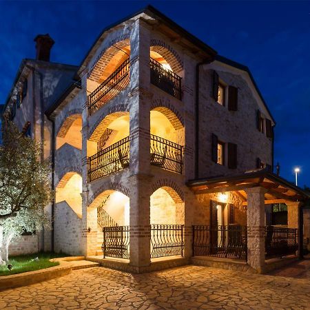 Apartments P&B Tar-Vabriga Zewnętrze zdjęcie