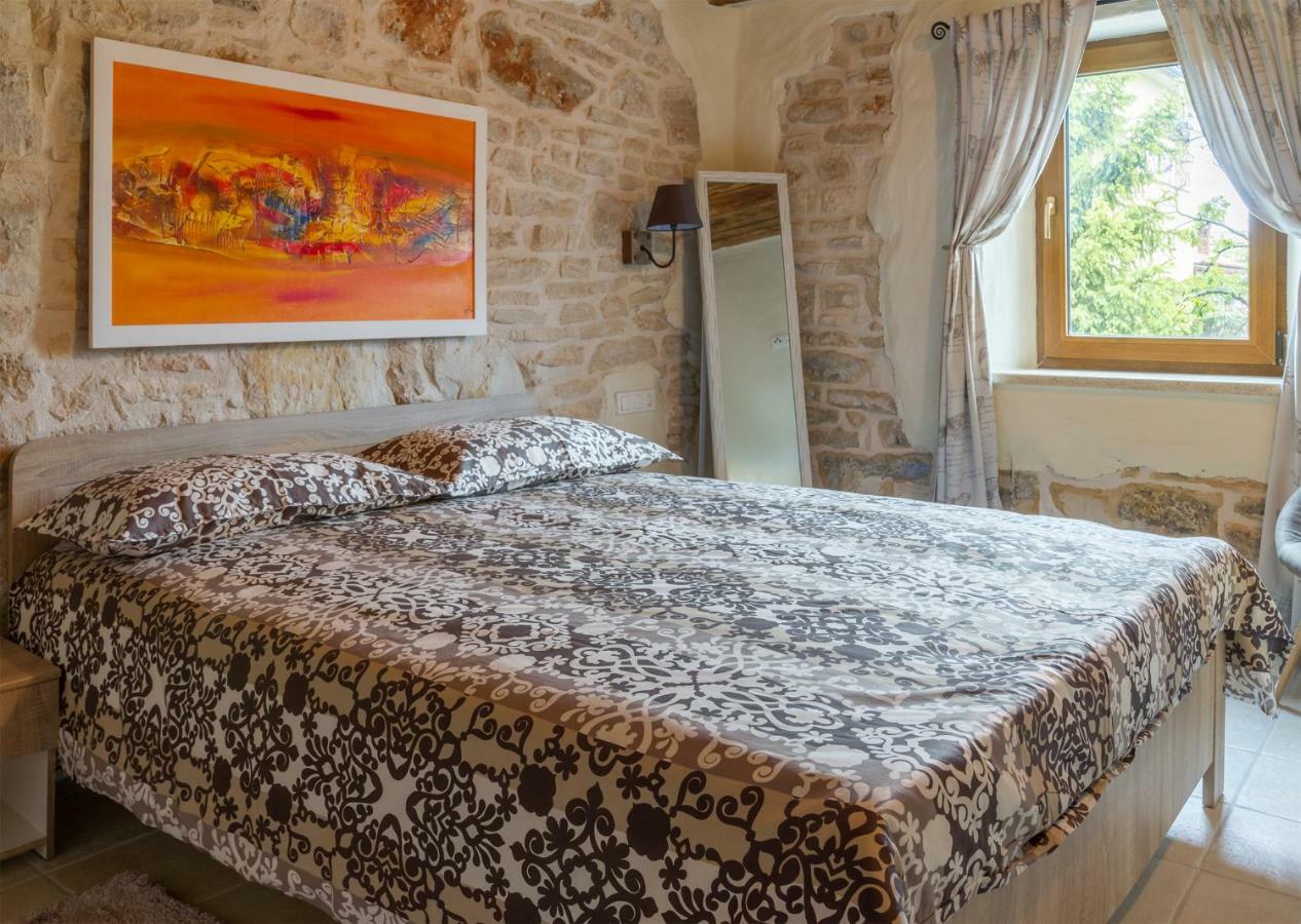 Apartments P&B Tar-Vabriga Zewnętrze zdjęcie