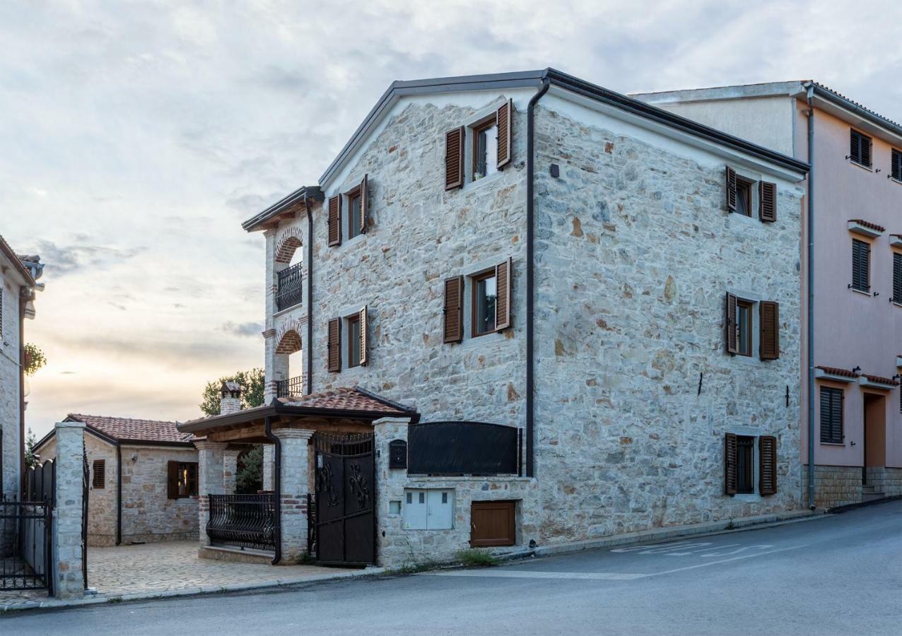 Apartments P&B Tar-Vabriga Zewnętrze zdjęcie