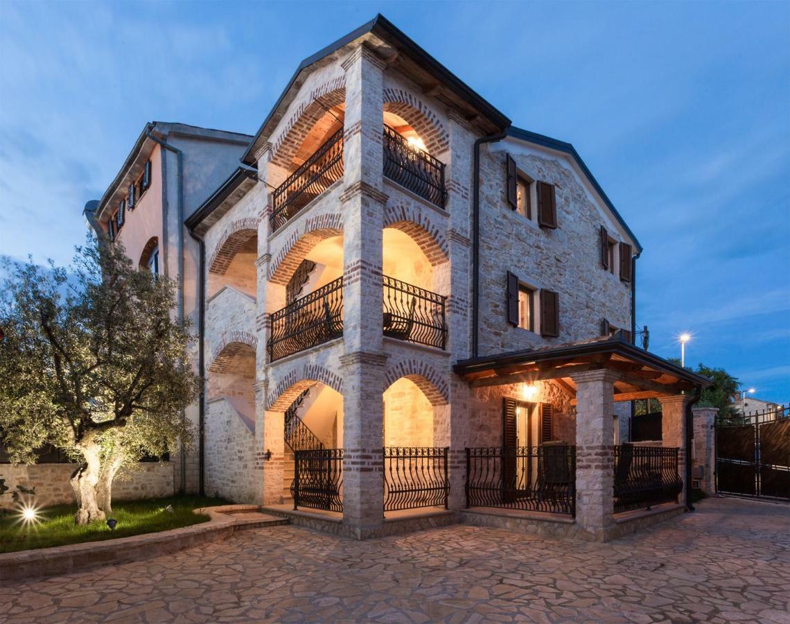 Apartments P&B Tar-Vabriga Zewnętrze zdjęcie